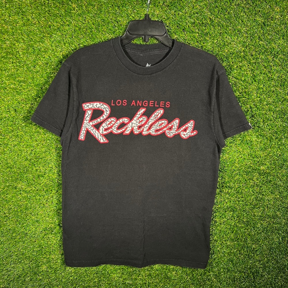 Young & Reckless Los Angeles Graphic T-Shirt Mens Medium Black Elephant Print